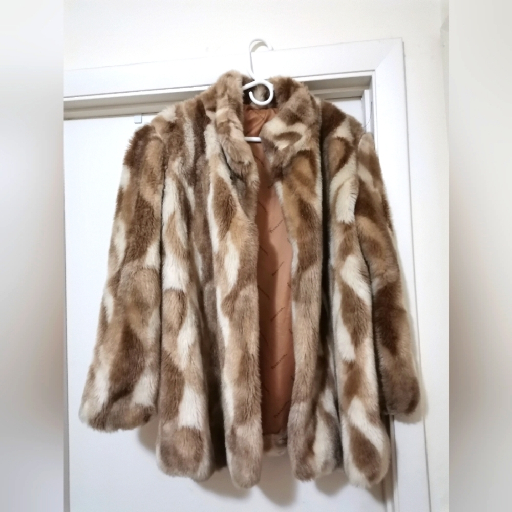 Pendleton Faux Fur Coat - image 1